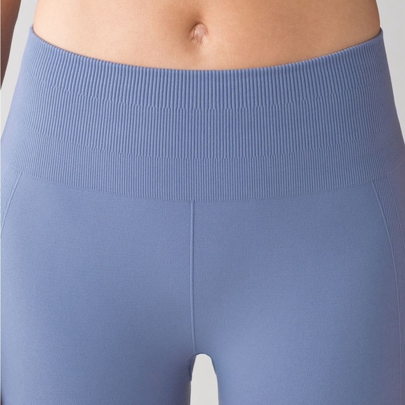 Lululemon Flow & Go Crop - Picture 5 of 13